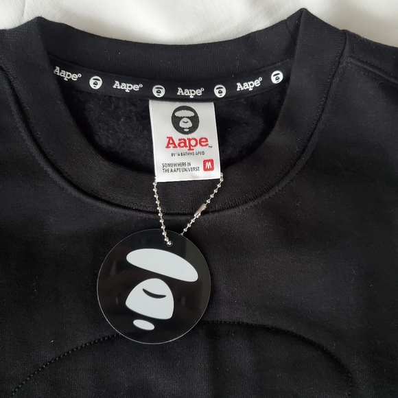 ❌️SOLD❌️ 🐵Aape by a bathing ape Crewneck NWT - Picture 4 of 9